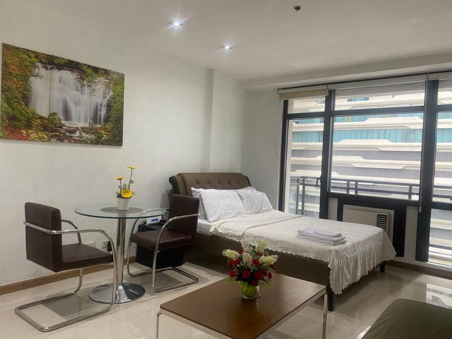 Apartment Gramercy Residences With Balcony Floor Manila